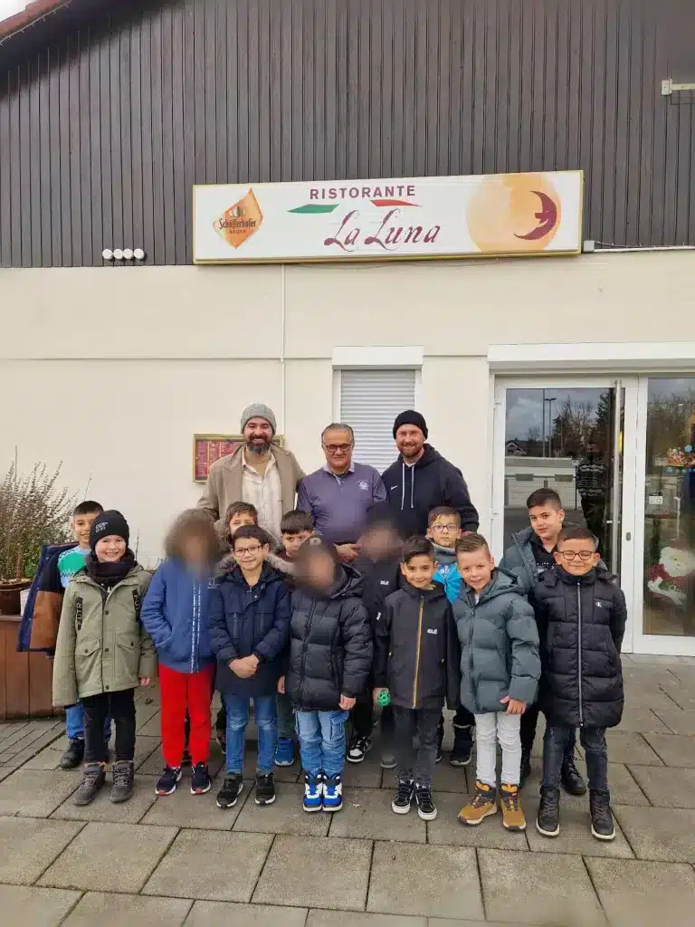 F-Jugend trifft sich zum nachträglichen Weihnachtsessen